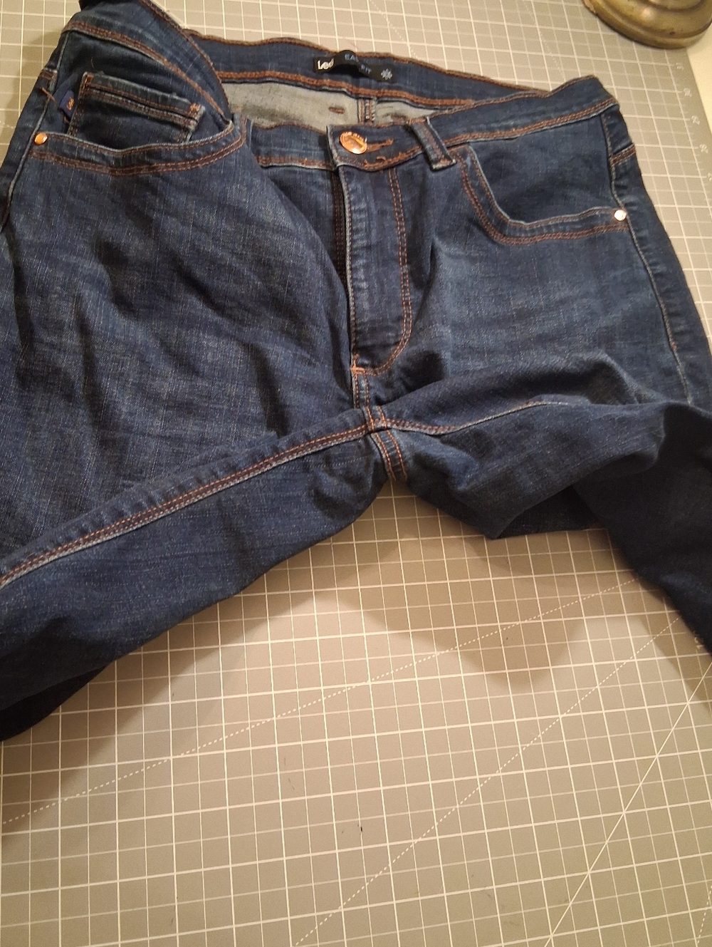 Women’s Dark Blue Straight-Leg Stretch Jeans - Picture 7 of 8